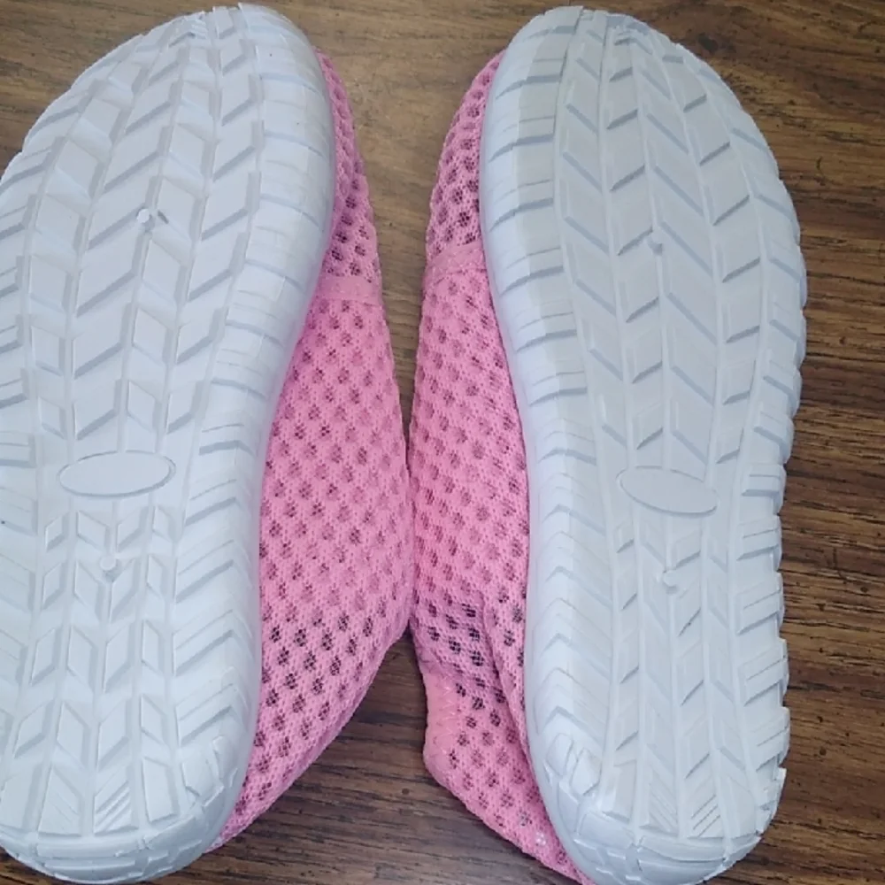 Kids Pink Mesh Shoes